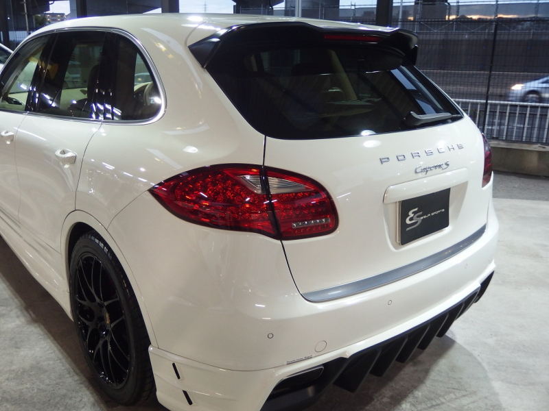 ポルシェ&nbsp;カイエン&nbsp;S　正規ディーラー車　右ハンドル　EUR-GTエアロ&nbsp;中古車