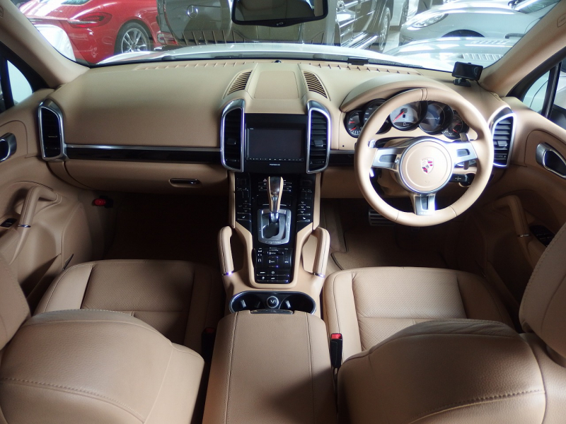 ポルシェ&nbsp;カイエン&nbsp;S　正規ディーラー車　右ハンドル　EUR-GTエアロ&nbsp;中古車