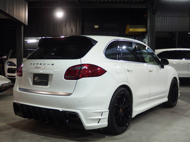 ポルシェ&nbsp;カイエン&nbsp;S　正規ディーラー車　右ハンドル　EUR-GTエアロ&nbsp;中古車