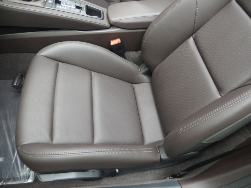 ポルシェ 718 ボクスター GTS4.0　正規ディーラー車　右ハンドル 中古車