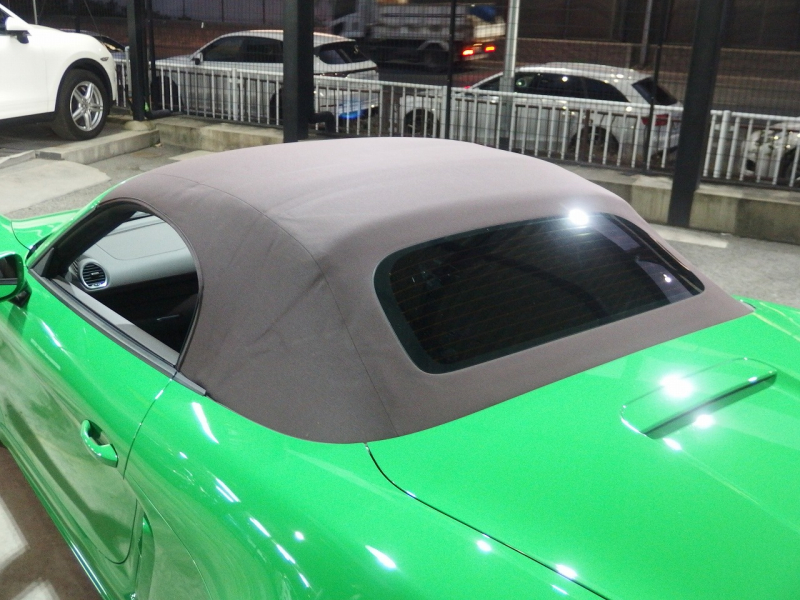 ポルシェ 718 ボクスター GTS4.0　正規ディーラー車　右ハンドル 中古車