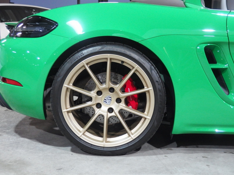 ポルシェ 718 ボクスター GTS4.0　正規ディーラー車　右ハンドル 中古車