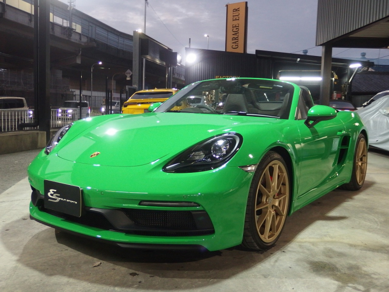 ポルシェ 718 ボクスター GTS4.0　正規ディーラー車　右ハンドル 中古車