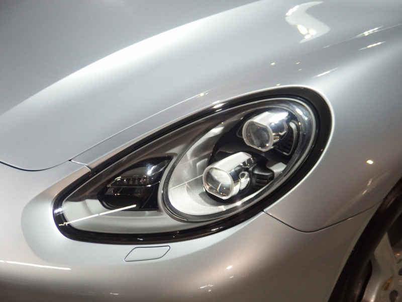 ポルシェ&nbsp;パナメーラ&nbsp;正規ディーラー車　右ハンドル　PDK&nbsp;中古車