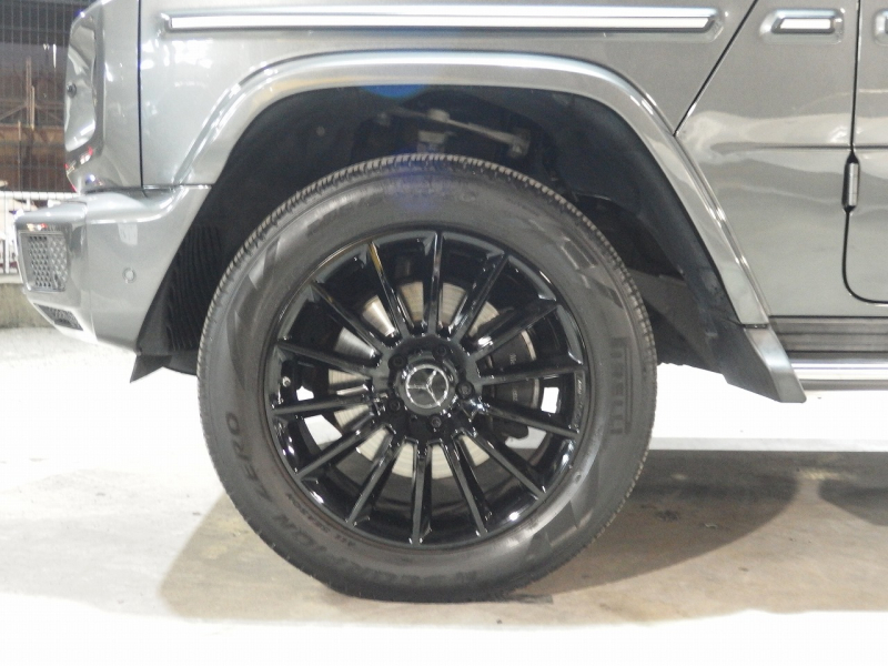 メルセデスベンツ Gクラス G400d　正規ディーラー車　左ハンドル 中古車