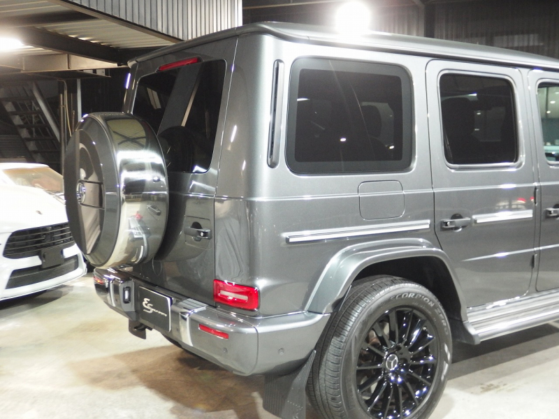 メルセデスベンツ Gクラス G400d　正規ディーラー車　左ハンドル 中古車