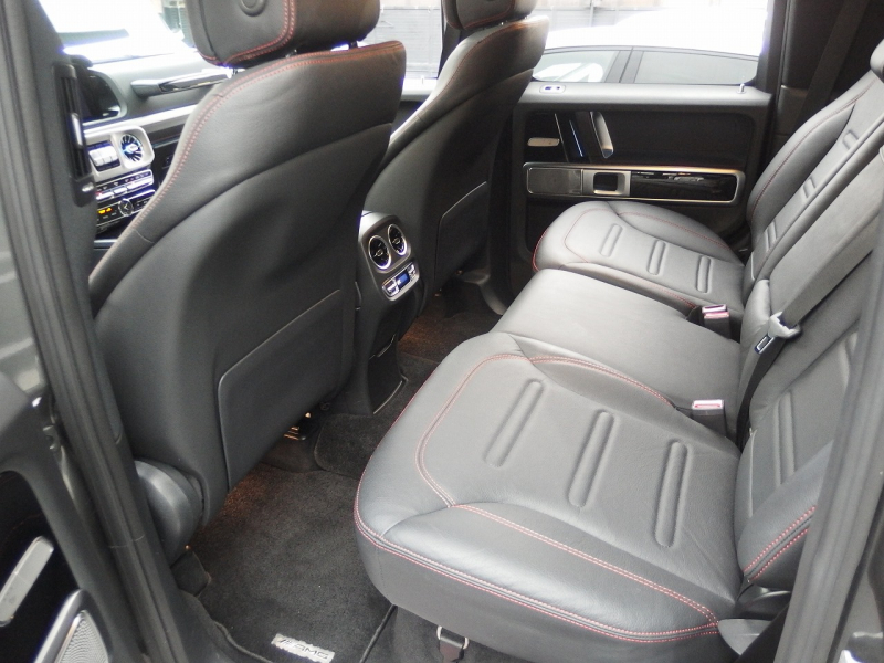 メルセデスベンツ Gクラス G400d　正規ディーラー車　左ハンドル 中古車