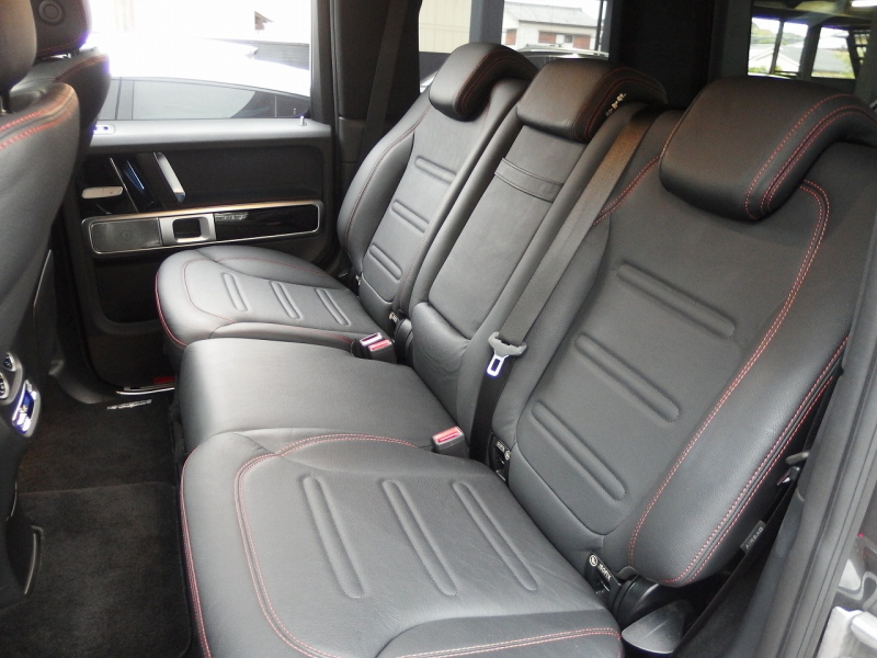 メルセデスベンツ Gクラス G400d　正規ディーラー車　左ハンドル 中古車