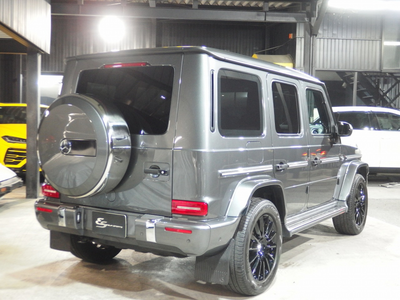 メルセデスベンツ Gクラス G400d　正規ディーラー車　左ハンドル 中古車