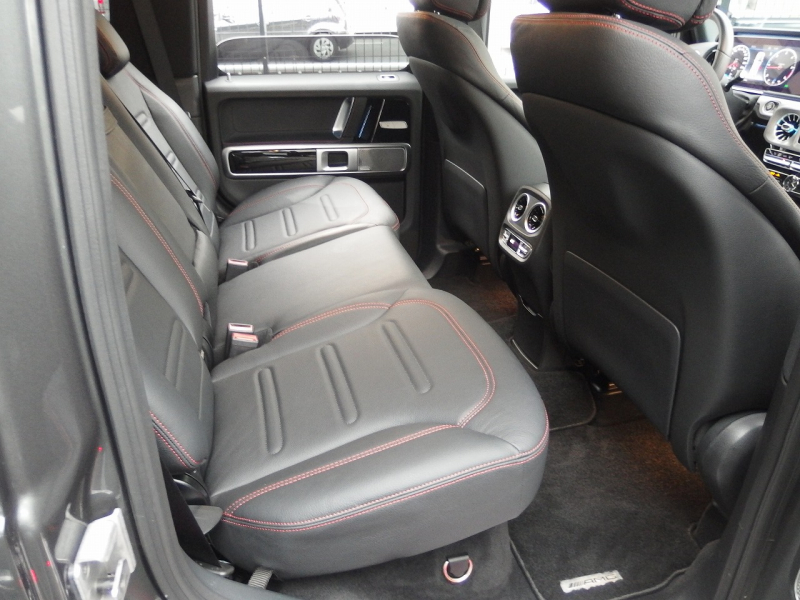 メルセデスベンツ Gクラス G400d　正規ディーラー車　左ハンドル 中古車