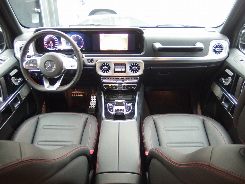 メルセデスベンツ Gクラス G400d　正規ディーラー車　左ハンドル 中古車