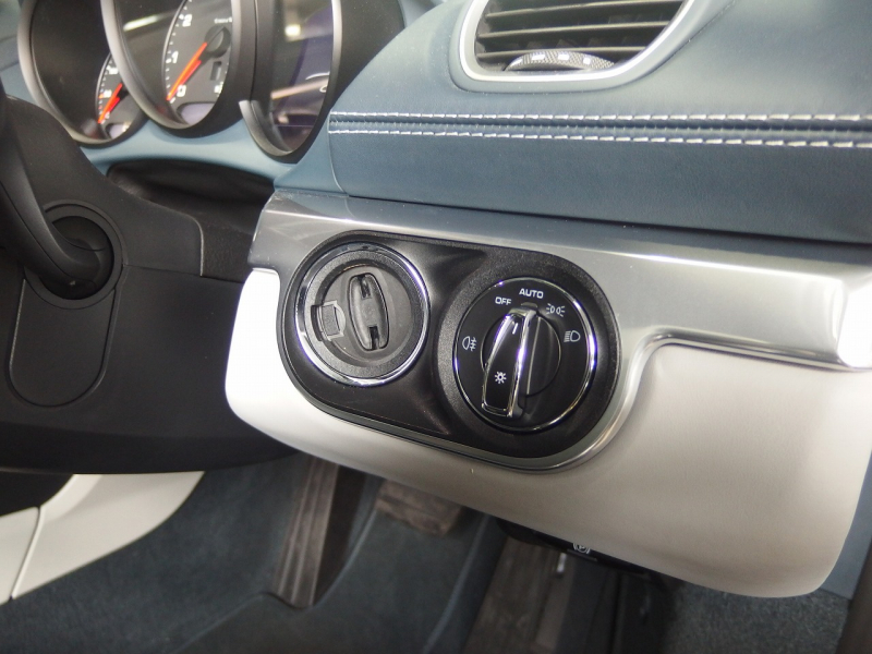 ポルシェ&nbsp;718 ケイマン&nbsp;PDK　正規ディーラー車　右ハンドル&nbsp;中古車