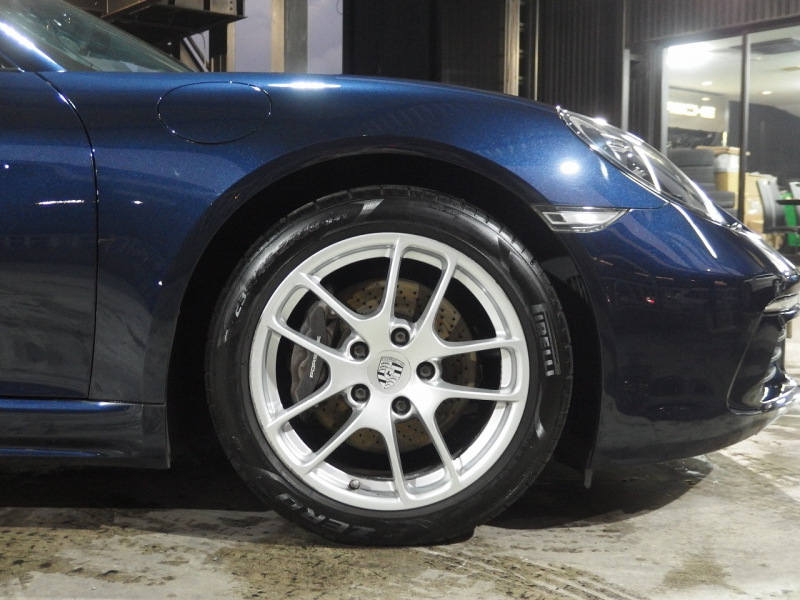 ポルシェ&nbsp;718 ケイマン&nbsp;PDK　正規ディーラー車　右ハンドル&nbsp;中古車