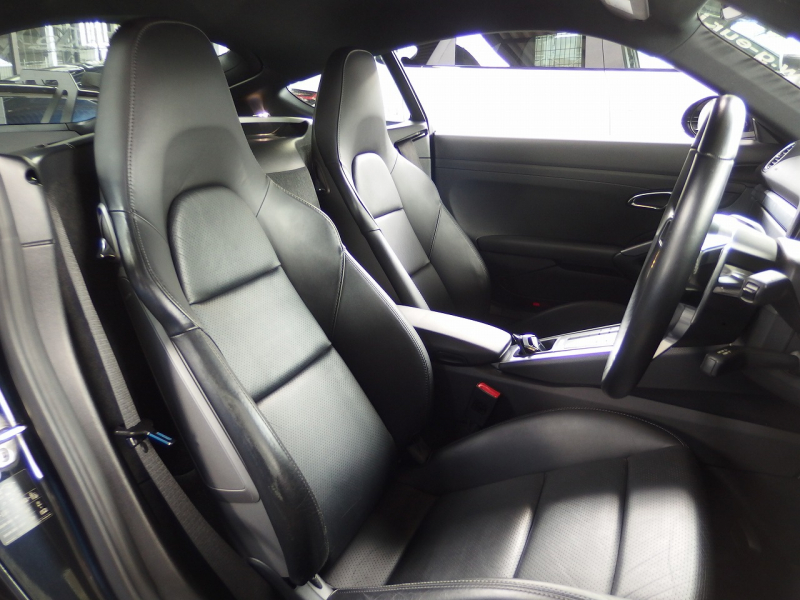 ポルシェ&nbsp;718 ケイマン&nbsp;PDK　正規ディーラー車　右ハンドル　EUR-GTRワイドボディ&nbsp;中古車