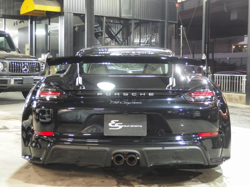 ポルシェ&nbsp;718 ケイマン&nbsp;PDK　正規ディーラー車　右ハンドル　EUR-GTRワイドボディ&nbsp;中古車