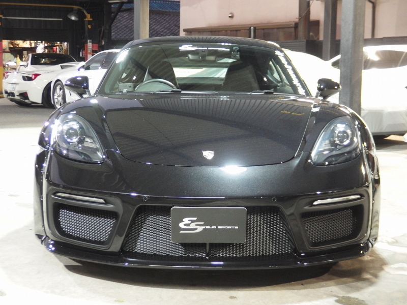 ポルシェ&nbsp;718 ケイマン&nbsp;PDK　正規ディーラー車　右ハンドル　EUR-GTRワイドボディ&nbsp;中古車