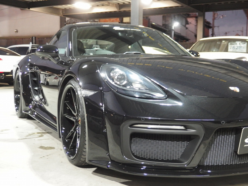 ポルシェ&nbsp;718 ケイマン&nbsp;PDK　正規ディーラー車　右ハンドル　EUR-GTRワイドボディ&nbsp;中古車