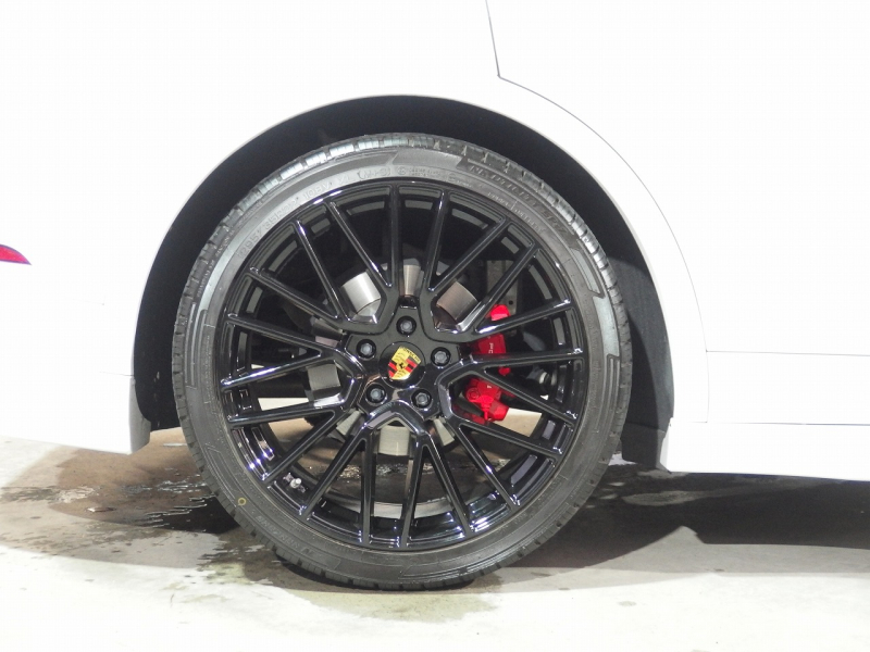 ポルシェ&nbsp;カイエン&nbsp;正規ディーラー車　右ハンドル　EUR-GTエアロ&nbsp;中古車