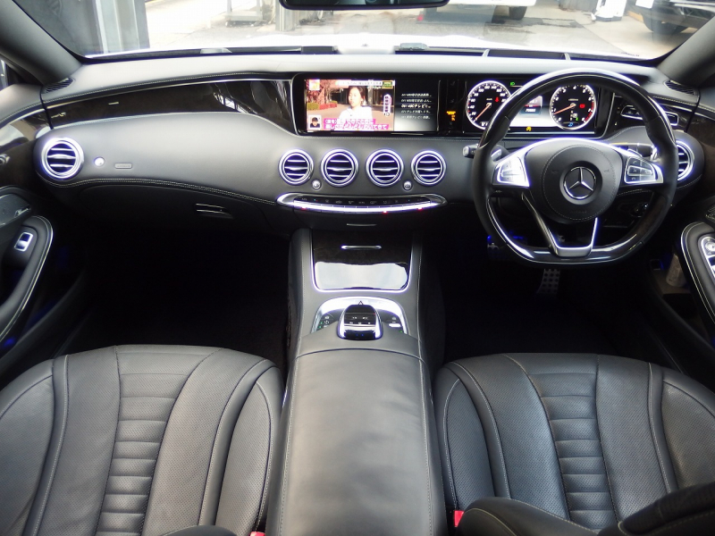 メルセデスベンツ&nbsp;Sクラス&nbsp;S550クーペ 　AMGライン　20インチアルミホイール　パノラミックルーフ&nbsp;中古車