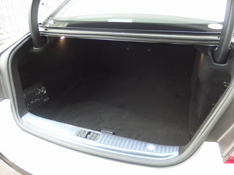 メルセデスベンツ&nbsp;Sクラス&nbsp;S550クーペ 　AMGライン　20インチアルミホイール　パノラミックルーフ&nbsp;中古車