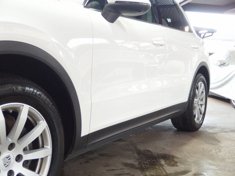 ポルシェ&nbsp;カイエン&nbsp;2019yモデル　正規ディーラー車　右ハンドル&nbsp;中古車