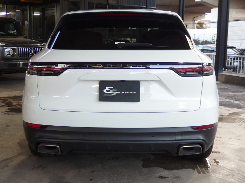 ポルシェ&nbsp;カイエン&nbsp;2019yモデル　正規ディーラー車　右ハンドル&nbsp;中古車