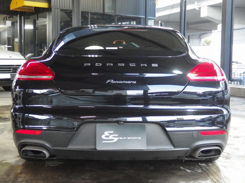 ポルシェ&nbsp;パナメーラ&nbsp;PDK　正規ディーラー車　右ハンドル&nbsp;中古車