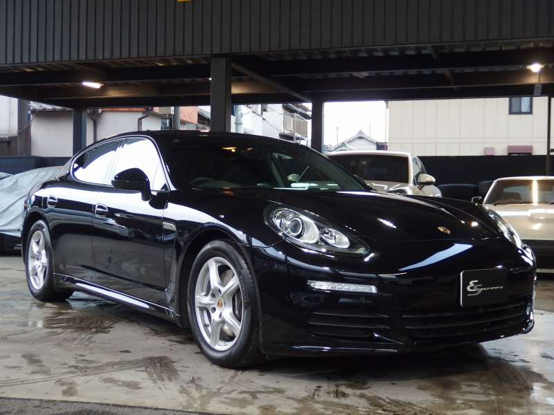 ポルシェ&nbsp;パナメーラ&nbsp;PDK　正規ディーラー車　右ハンドル&nbsp;中古車
