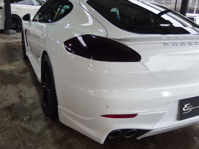 ポルシェ&nbsp;パナメーラ&nbsp;正規ディーラー車　2015yモデル　右ハンドル　EUR-GTエアロ　ES22インチアルミ　ESローダウンサス&nbsp;中古車