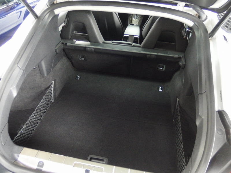 ポルシェ&nbsp;パナメーラ&nbsp;正規ディーラー車　2015yモデル　右ハンドル　EUR-GTエアロ　ES22インチアルミ　ESローダウンサス&nbsp;中古車