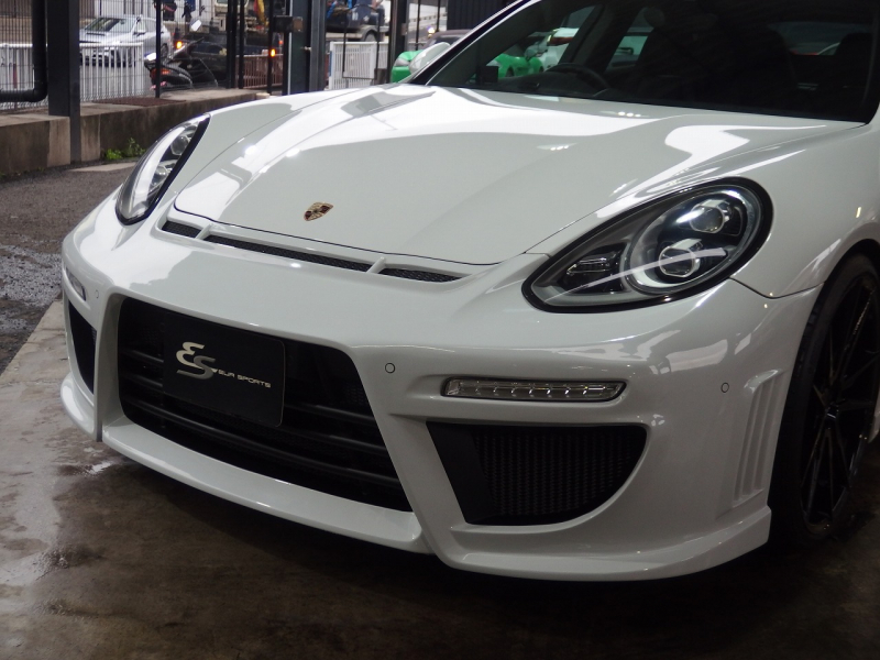 ポルシェ&nbsp;パナメーラ&nbsp;正規ディーラー車　2015yモデル　右ハンドル　EUR-GTエアロ　ES22インチアルミ　ESローダウンサス&nbsp;中古車