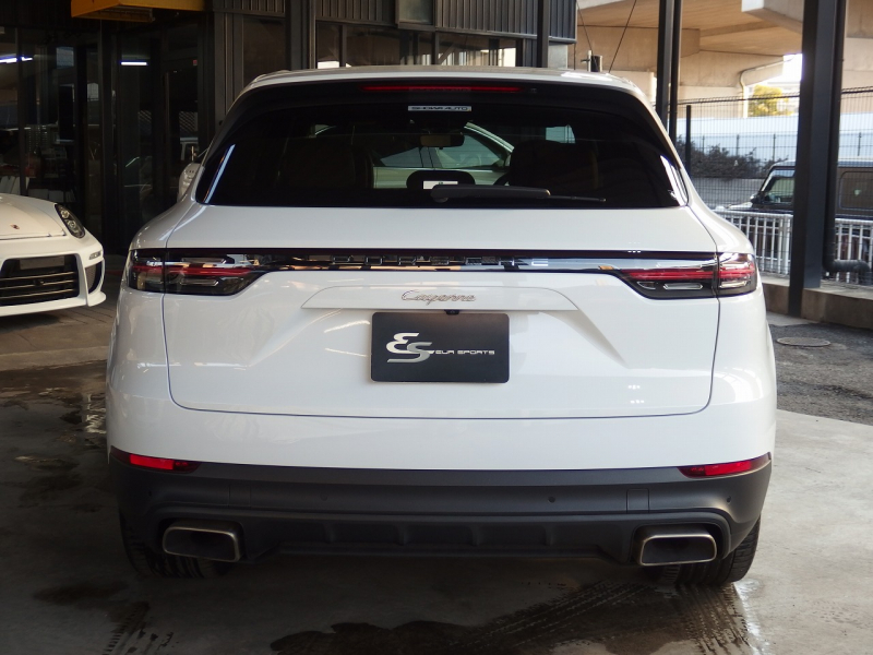 ポルシェ&nbsp;カイエン&nbsp;2019yモデル　正規ディーラー車　右ハンドル&nbsp;中古車