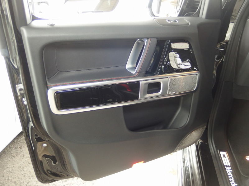 メルセデスベンツ&nbsp;Gクラス&nbsp;G400d　AMGライン　WALD24inアルミ　WALDフロントリップ　右ハンドル&nbsp;中古車