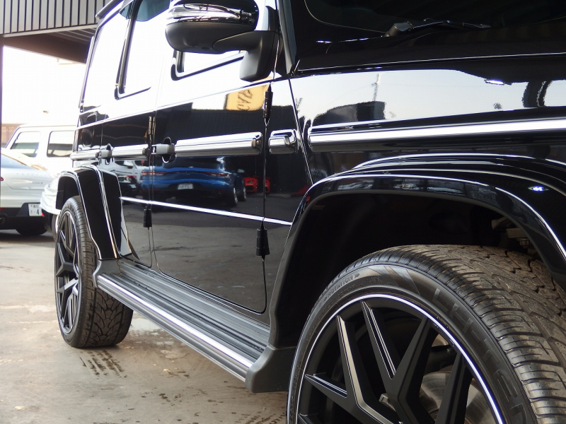 メルセデスベンツ&nbsp;Gクラス&nbsp;G400d　AMGライン　WALD24inアルミ　WALDフロントリップ　右ハンドル&nbsp;中古車