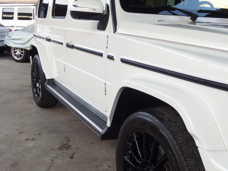 メルセデスベンツ&nbsp;Gクラス&nbsp;G400d　左ハンドル　AMGライン　マニュファクトゥーアプログラム　ホワイトレザー&nbsp;中古車