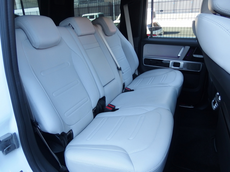 メルセデスベンツ&nbsp;Gクラス&nbsp;G400d　左ハンドル　AMGライン　マニュファクトゥーアプログラム　ホワイトレザー&nbsp;中古車