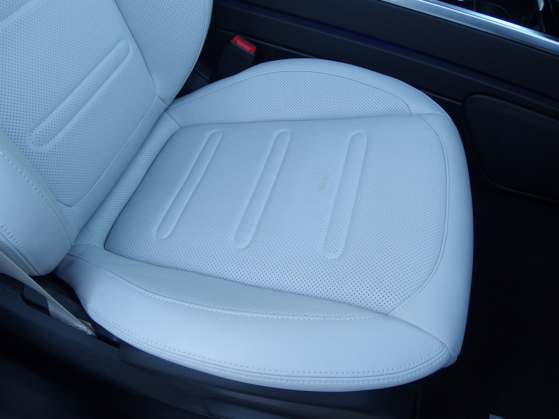 メルセデスベンツ&nbsp;Gクラス&nbsp;G400d　左ハンドル　AMGライン　マニュファクトゥーアプログラム　ホワイトレザー&nbsp;中古車