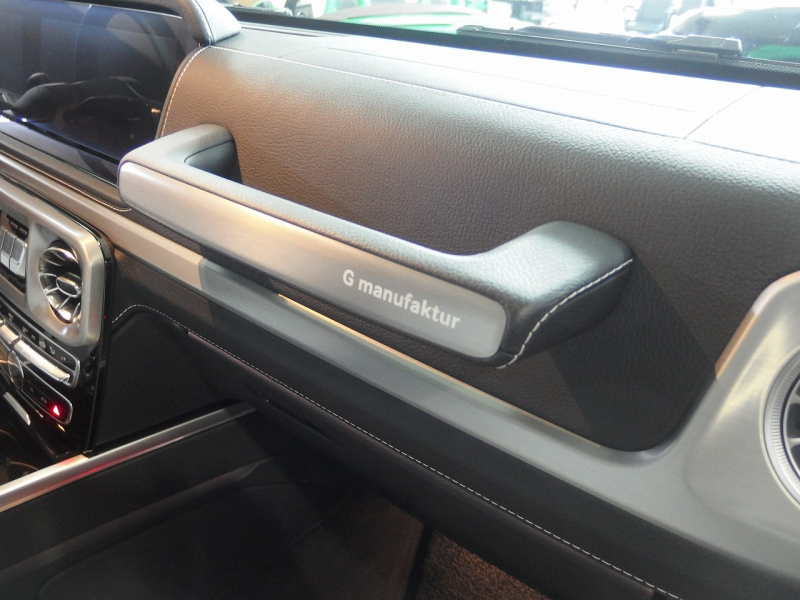 メルセデスベンツ&nbsp;Gクラス&nbsp;G400d　左ハンドル　AMGライン　マニュファクトゥーアプログラム　ホワイトレザー&nbsp;中古車