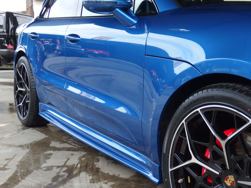 ポルシェ&nbsp;マカン&nbsp;S　PDK 　正規ディーラー車　右ハンドル　EUR-GTエアロキット　ES22インチアルミホイール　ESダウンサス&nbsp;中古車