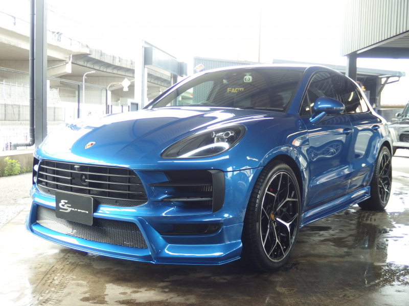 ポルシェ&nbsp;マカン&nbsp;S　PDK 　正規ディーラー車　右ハンドル　EUR-GTエアロキット　ES22インチアルミホイール　ESダウンサス&nbsp;中古車