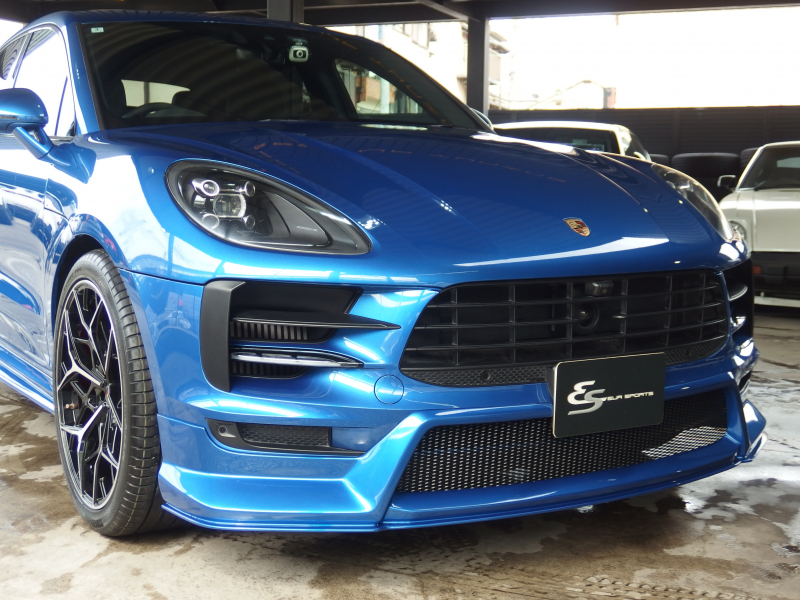 ポルシェ&nbsp;マカン&nbsp;S　PDK 　正規ディーラー車　右ハンドル　EUR-GTエアロキット　ES22インチアルミホイール　ESダウンサス&nbsp;中古車