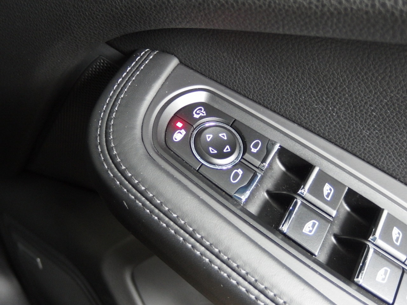 ポルシェ&nbsp;マカン&nbsp;S　正規ディーラー車　右ハンドル&nbsp;中古車