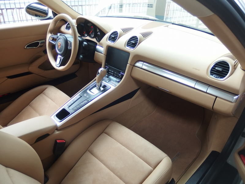 ポルシェ&nbsp;718 ケイマン&nbsp;正規ディーラー車　PDK　左ハンドル　正規&nbsp;中古車