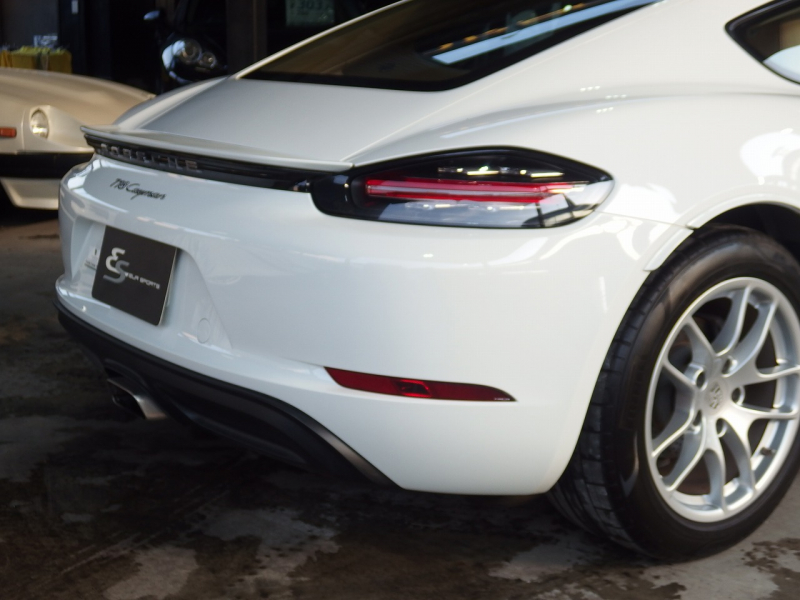 ポルシェ&nbsp;718 ケイマン&nbsp;正規ディーラー車　PDK　左ハンドル　正規&nbsp;中古車