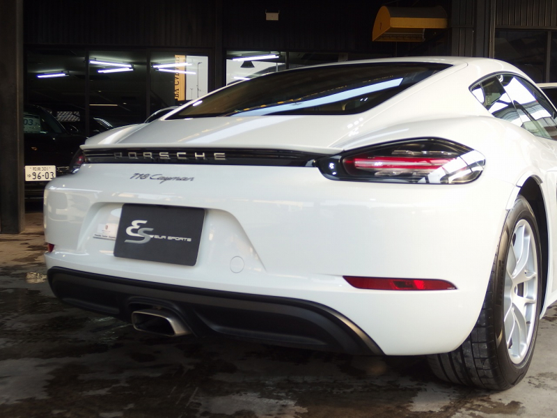 ポルシェ&nbsp;718 ケイマン&nbsp;正規ディーラー車　PDK　左ハンドル　正規&nbsp;中古車