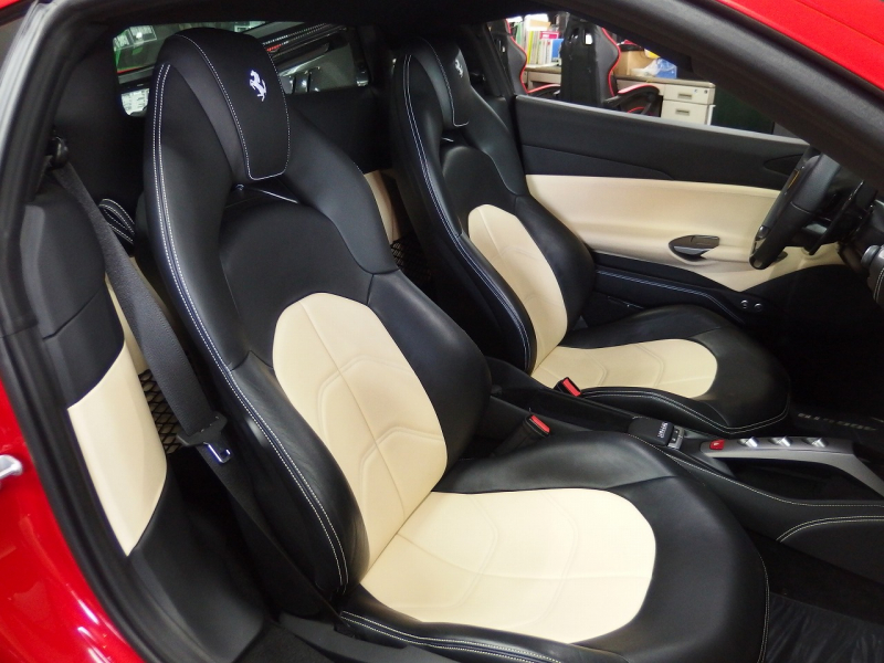 フェラーリ&nbsp;488GTB&nbsp;正規ディーラー車　左ハンドル　&nbsp;中古車