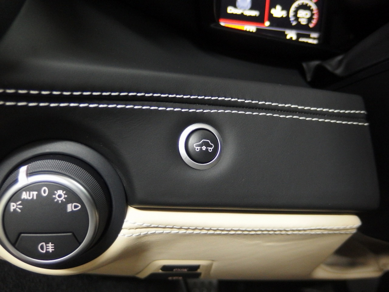 フェラーリ&nbsp;488GTB&nbsp;正規ディーラー車　左ハンドル　&nbsp;中古車