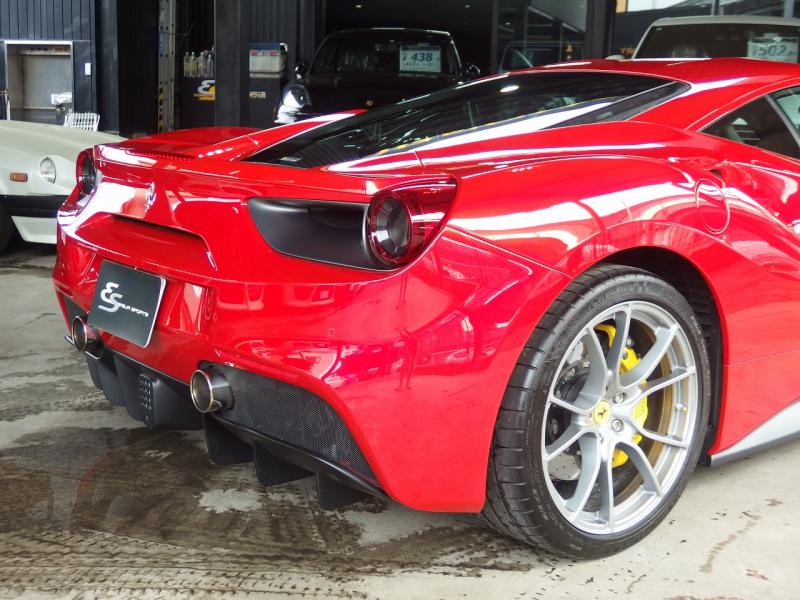 フェラーリ&nbsp;488GTB&nbsp;正規ディーラー車　左ハンドル　&nbsp;中古車