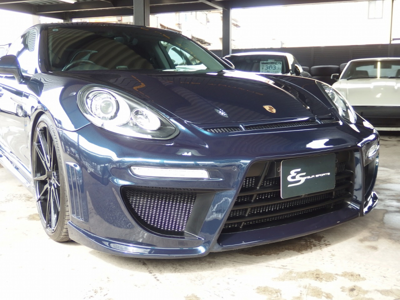 ポルシェ&nbsp;パナメーラ&nbsp;正規ディーラー車　右ハンドル　PDK　EUR-GTエアロ　ES22インチアルミホイール　ESダウンサス　&nbsp;中古車
