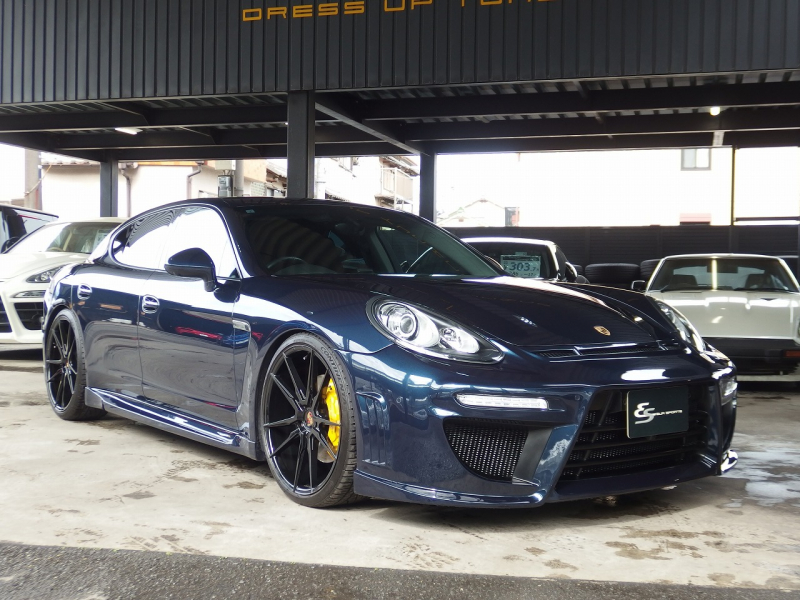 ポルシェ&nbsp;パナメーラ&nbsp;正規ディーラー車　右ハンドル　PDK　EUR-GTエアロ　ES22インチアルミホイール　ESダウンサス　&nbsp;中古車